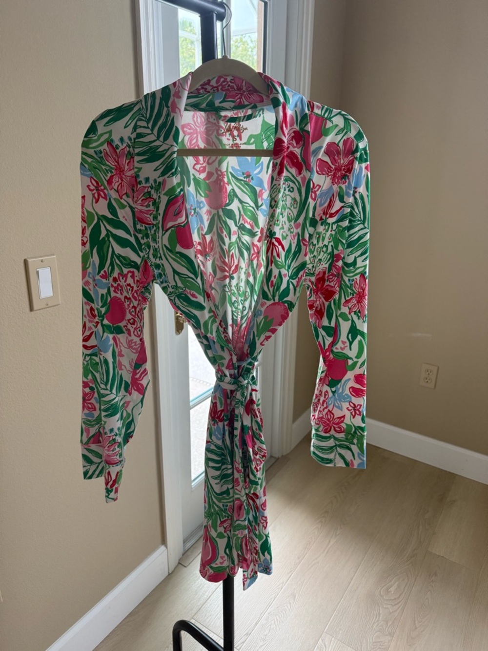 Small - Lilly Pulitzer - NWT - PJ Robe - Picture 6 of 7